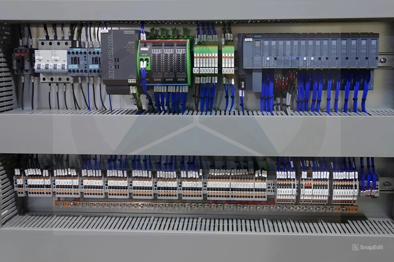 Thi công tủ điện công nghiệp PLC
